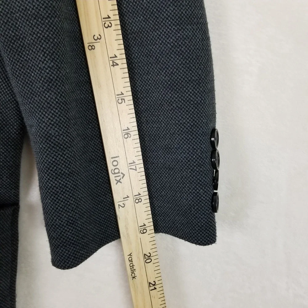 PJ Paul Jones Blazer Mens Size L Grey Textured Knit Two Button Sport Coat